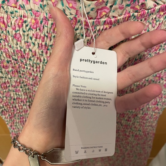 Pretty Garden Flower Dress NWT - Picture 5 of 5